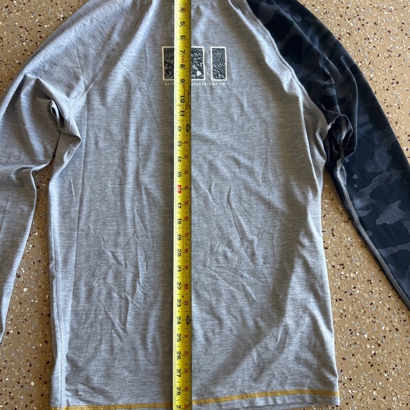 Quiksilver Rashguard - Picture 3 of 4